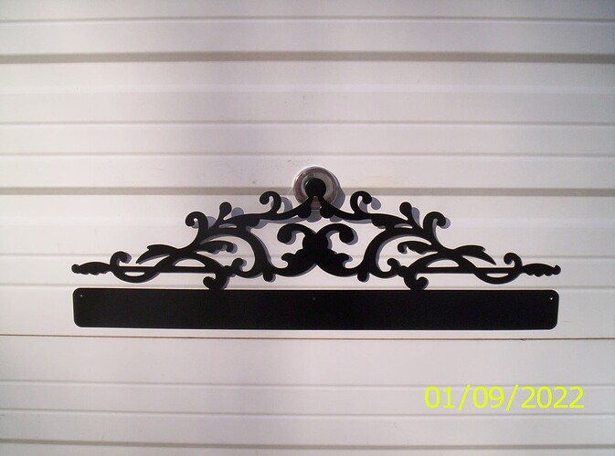 Filigree on Picture Bar