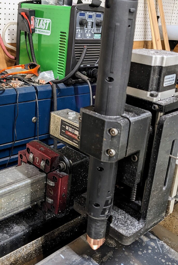 Hypertherm machine torch on an Everlast plasma cutter Plasma Cutters