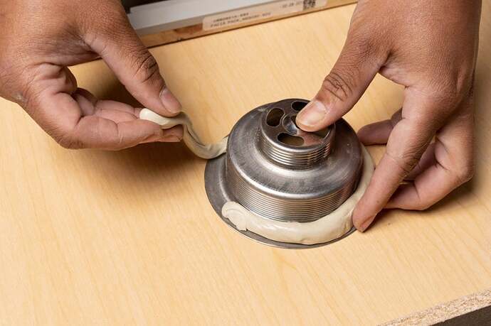 large_04_Plumbers_Putty_APP_003